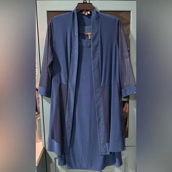 2 Piece R & M Richard’s Woman’s Dress, Size 14W - Picture 1 of 11